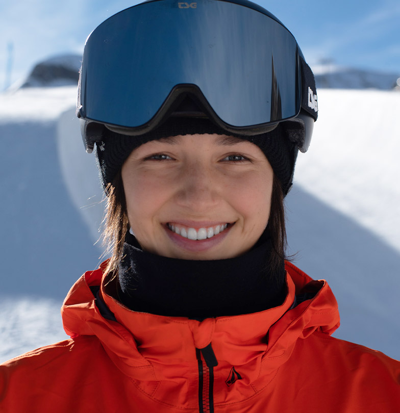 portrait of snowboarder Leilani Ettel