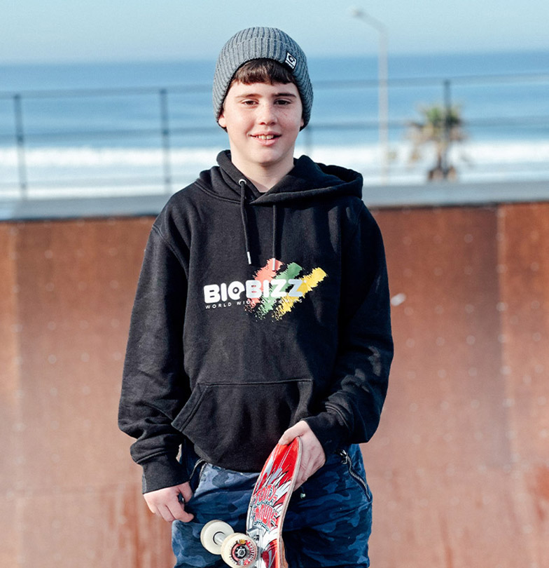 young skateboarder Leonardo Vinicius